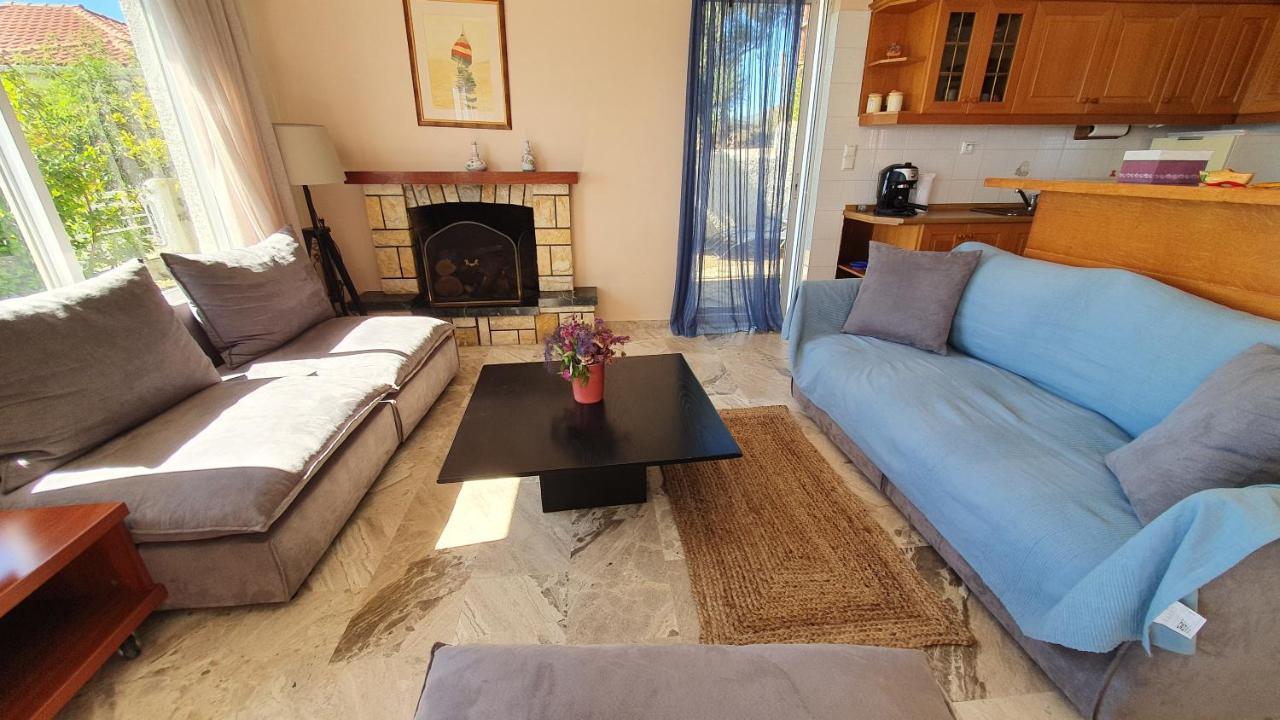 Villa Pinelopi Каламата Экстерьер фото